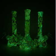 EightVape Alternatives Glow in the Dark Glow-in-the-Dark Silicone Beaker Bong